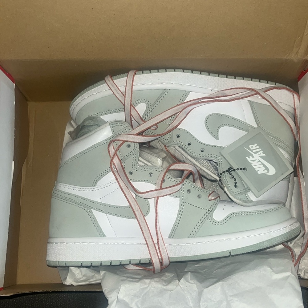 Brand New Jordan 1’s Nike Air Hightop